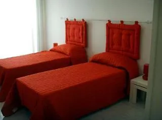 Interno 9 2* 로마